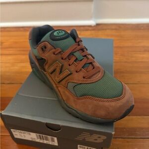 New Balance Men's 580 'Beef & Broccoli' sneaker